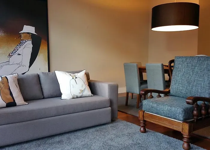 Appartement With History