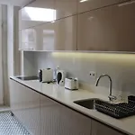 Apartamento With History Porto