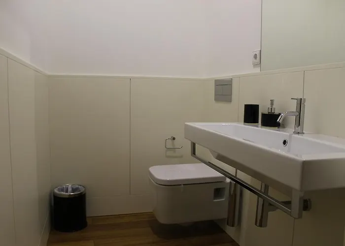 With History Апартаменты *